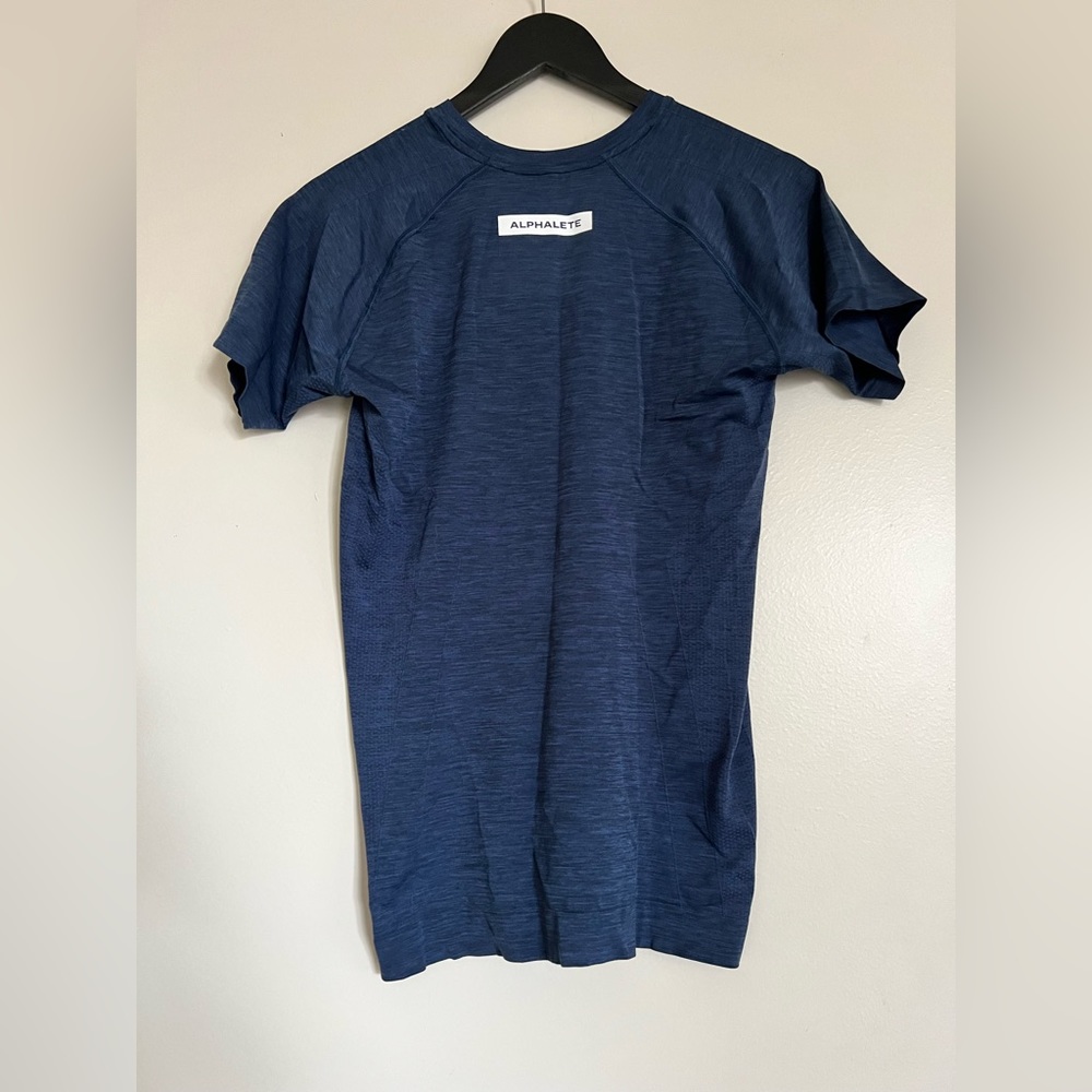 Alphalete men’s Hero T in true navy. Brand new, never worn.